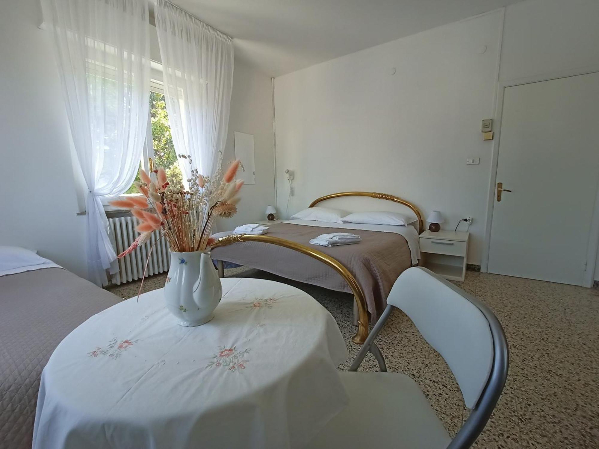 Beeliving Room&breakfast (adults Only) Bed & Breakfast